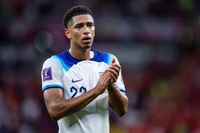 巴塞罗那足 巴塞罗那足